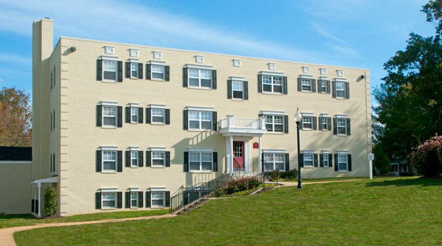 Huntington Gardens Apartments - Seville Gardens +55 Apartments